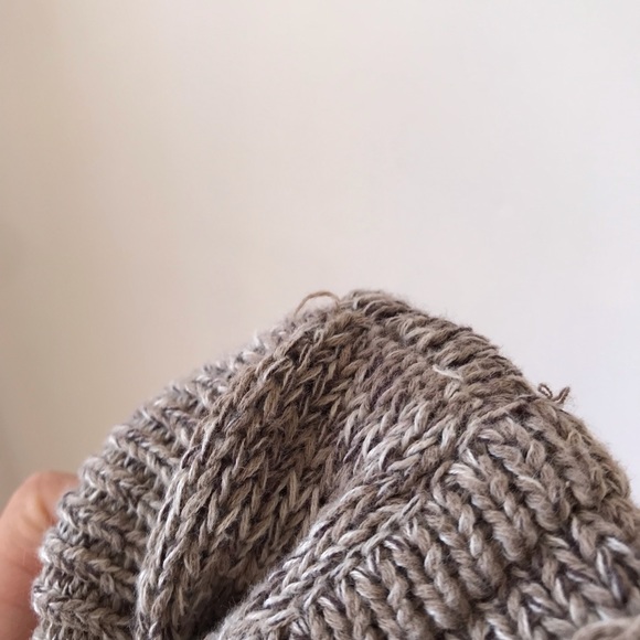 By Corpus Size Small Sweater Vest - Picture 6 of 7